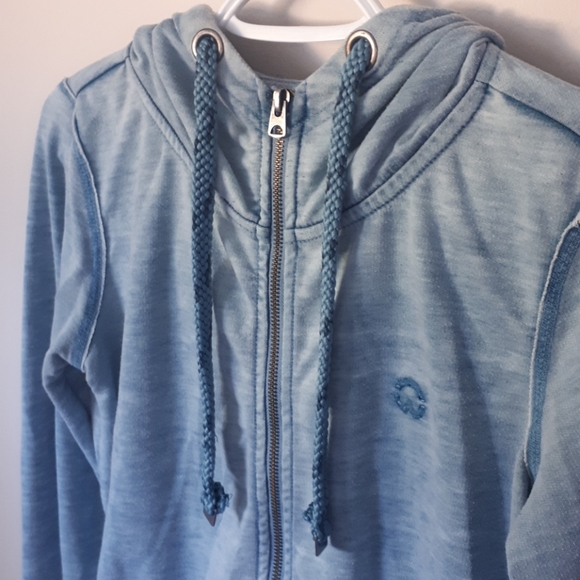 Chill, Faded Blue Zip Up Sweater - Size small - Picture 2 of 6